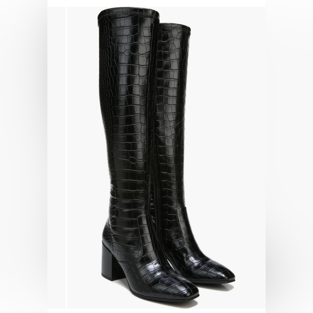 NEW WITH TAGS: FRANCO SARTO TALFER LEATHER KNEE HIGH BOOT- wide calf